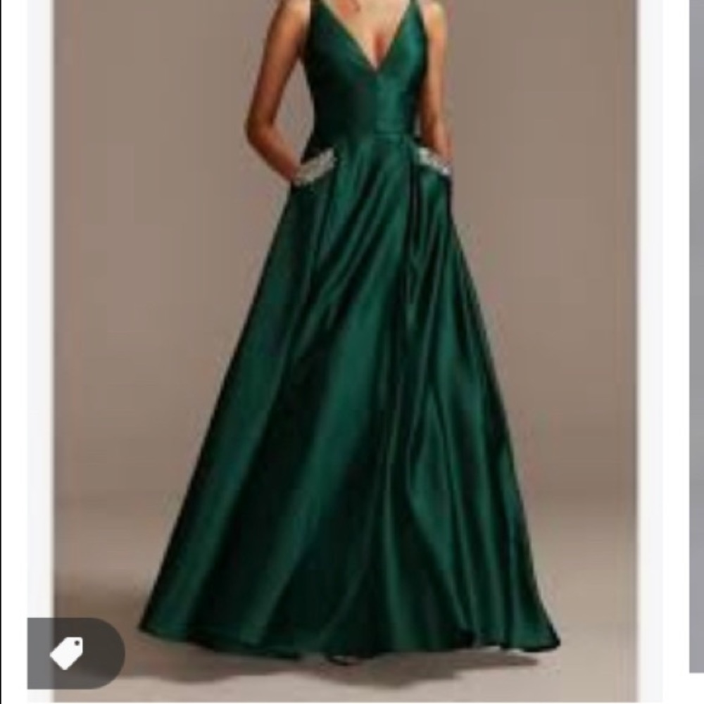 PROM DRESS!! Hunter Green Evening Gown by Blondie Nites